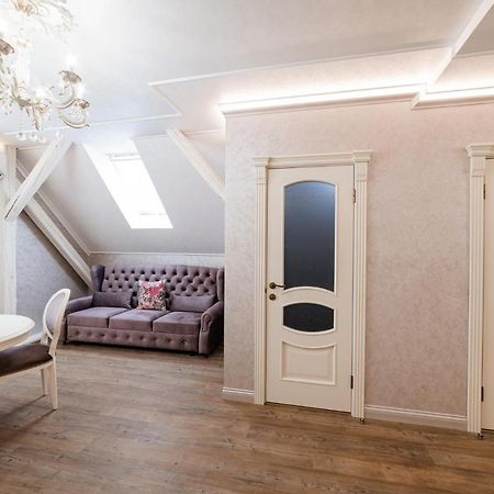 Vip Apartment On Duhnovicha Street .Free Parking. Użhorod Zewnętrze zdjęcie